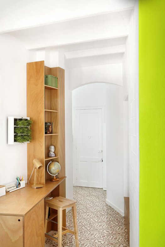 piso-pereiv44-miel-arquitectos-interiors-barcelona-apartment-residential_dezeen_2364_col_9